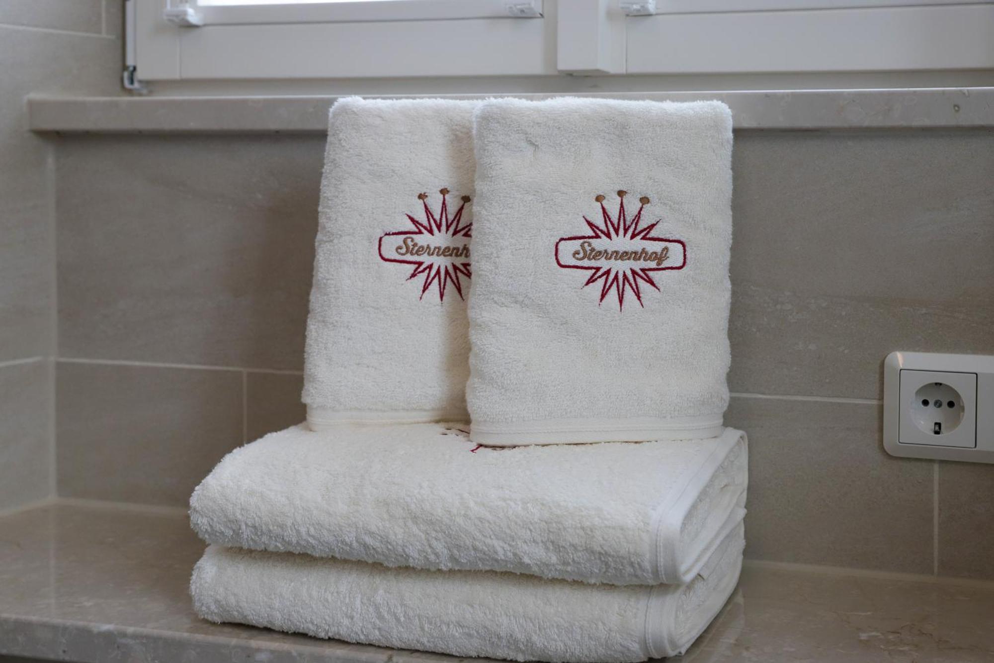 Boutique-Hotel Im Sternenhof Grosskarlbach Ngoại thất bức ảnh